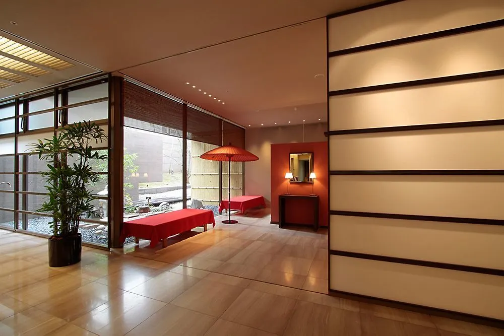 Mitsui Garden Hotel Kyoto Shijo 4*,